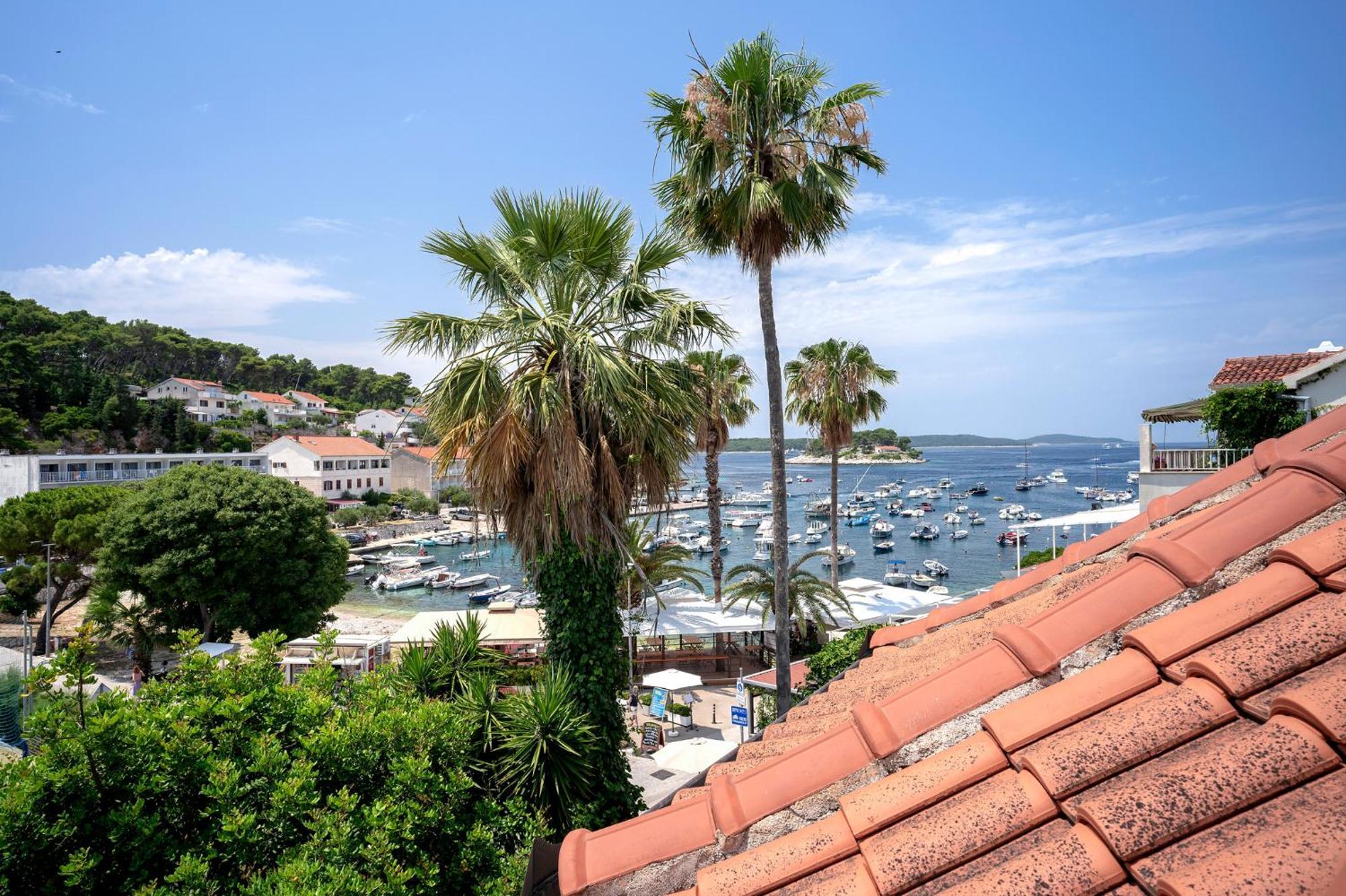 Apartments Villa Domus Marini Hvar Town Esterno foto